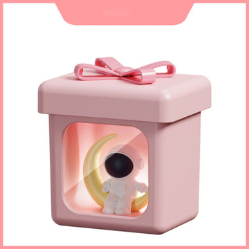 Astronaut small night light-pink